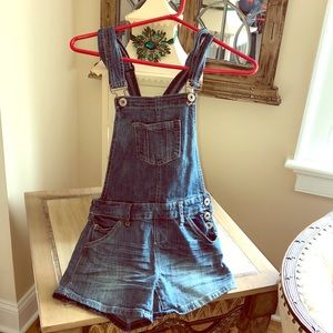 Denim overall shorts by Vanilla Star